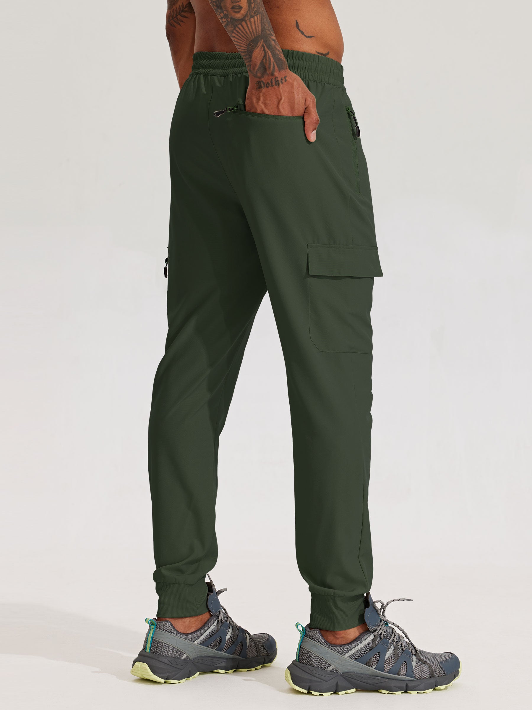 Men's Lightweight Cargo Joggers
