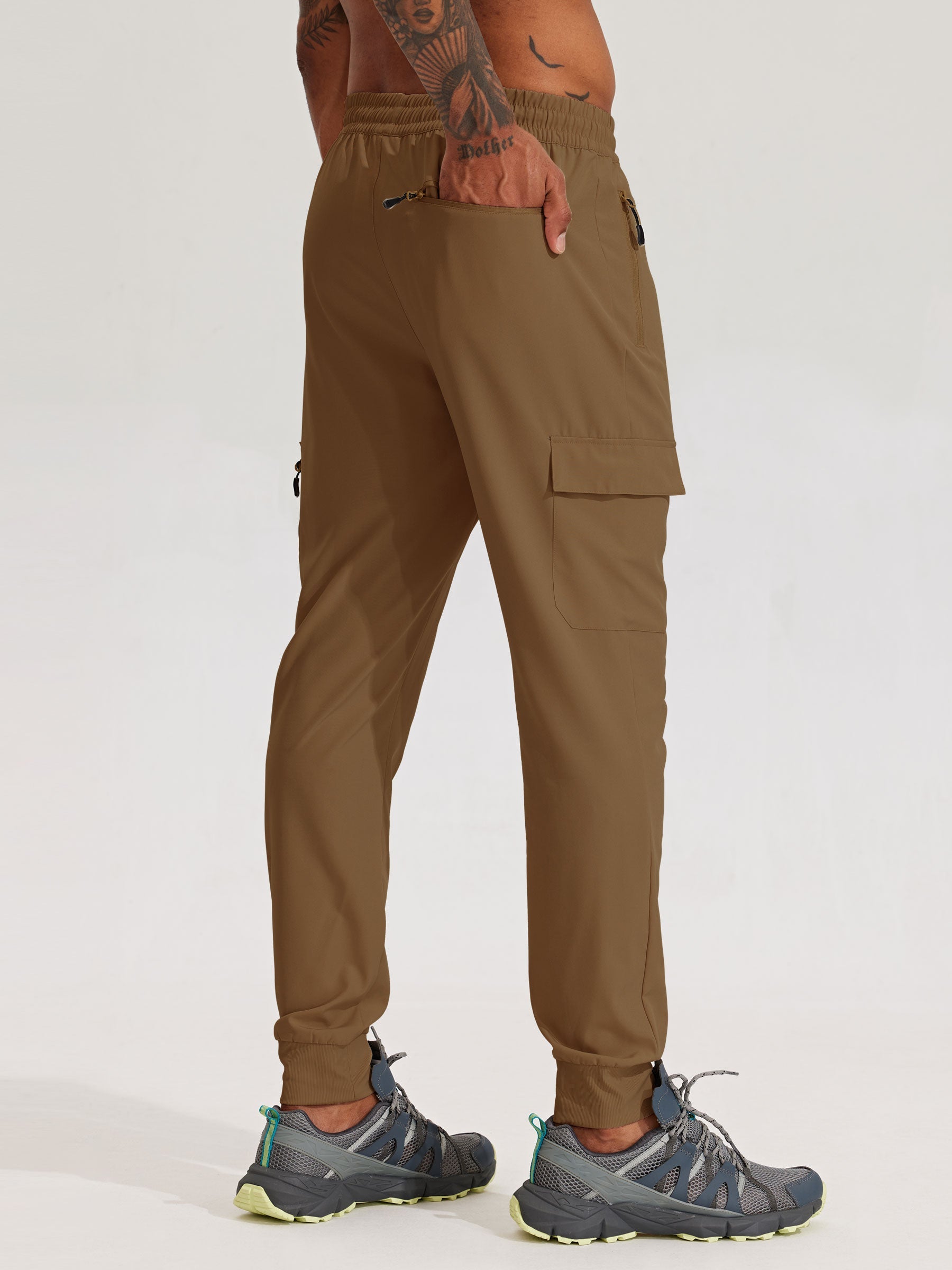 Men's Lightweight Cargo Joggers