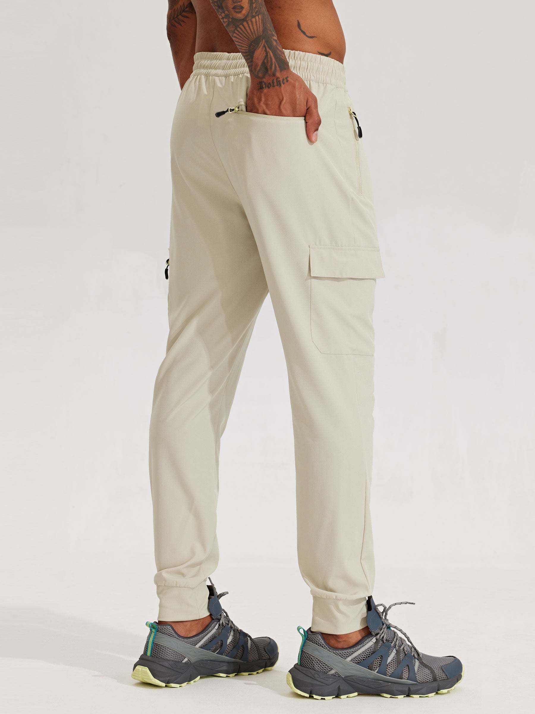 Men's Lightweight Cargo Joggers