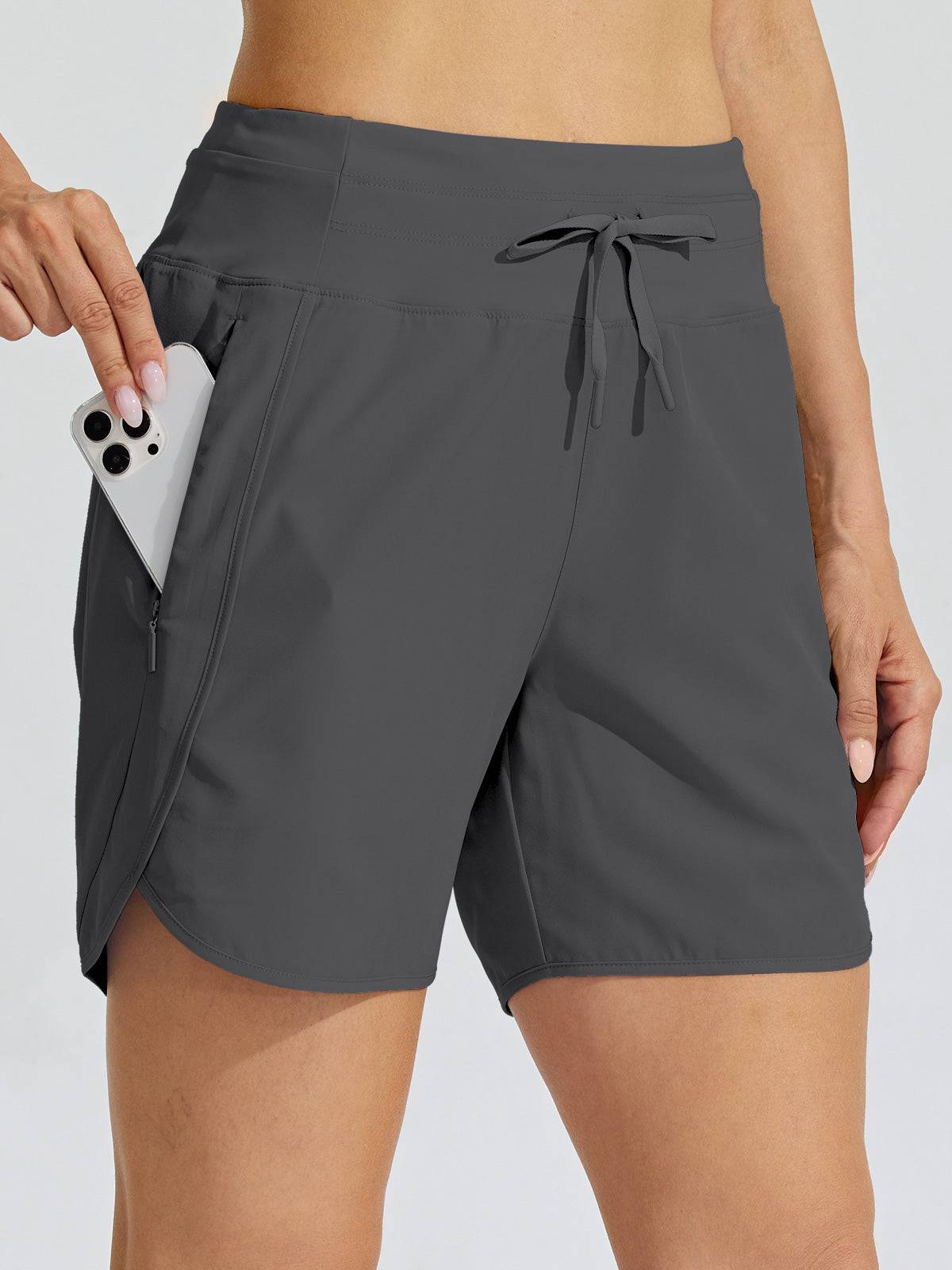Women's 5-Inch Performance Utility Shorts