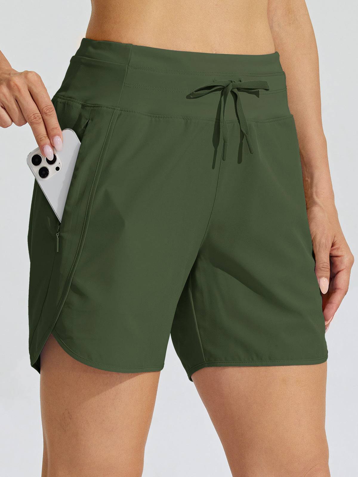 Women's 5-Inch Performance Utility Shorts