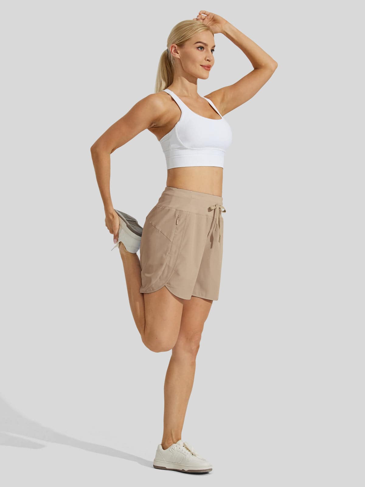 Women's 5-Inch Performance Utility Shorts