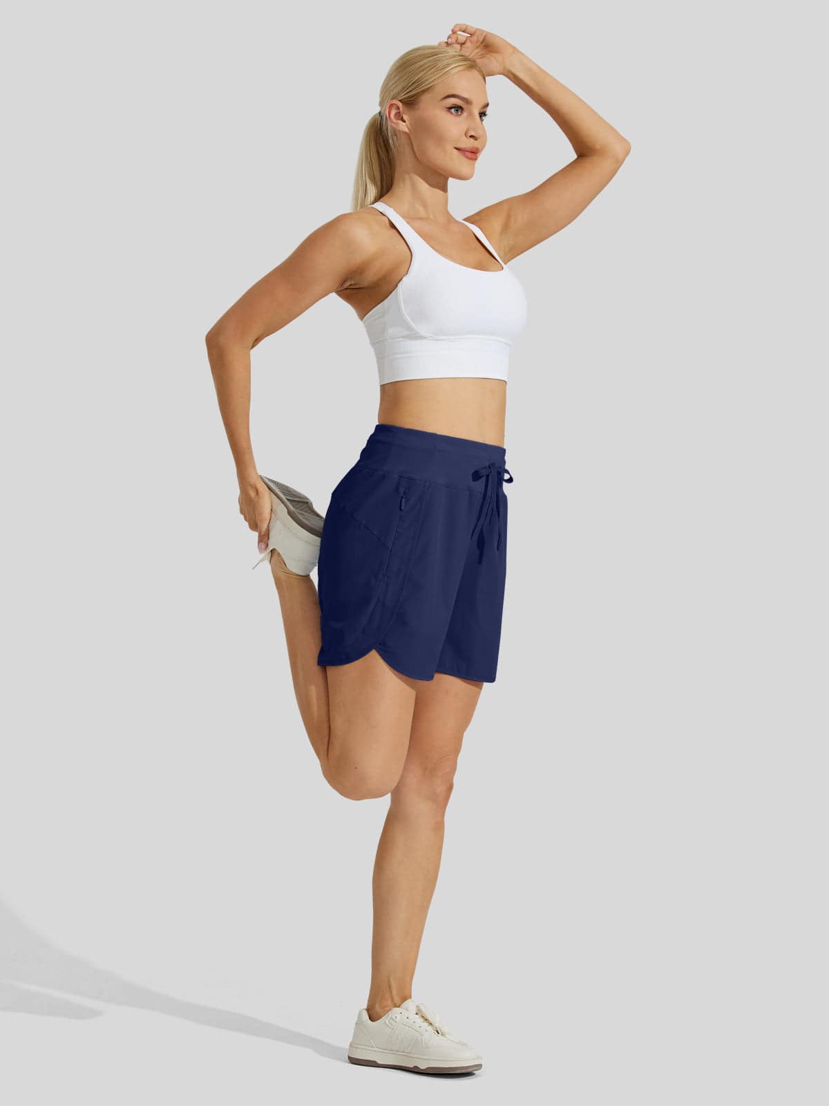 Women's 5-Inch Performance Utility Shorts
