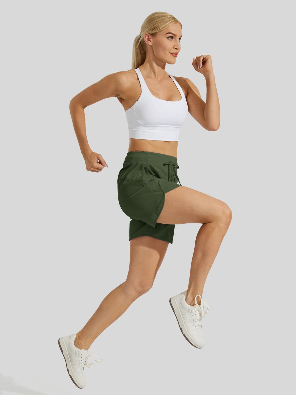 Women's 5-Inch Performance Utility Shorts