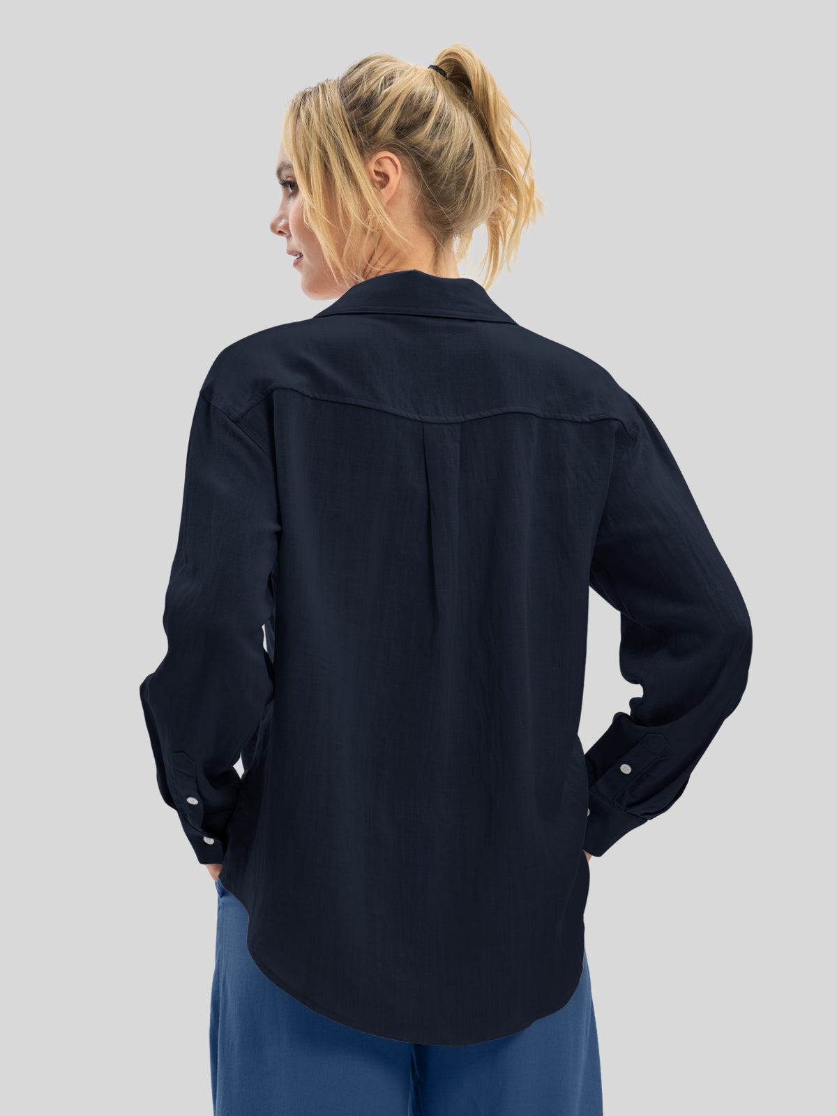 Women's Breeze Linen Button-Down Shirts