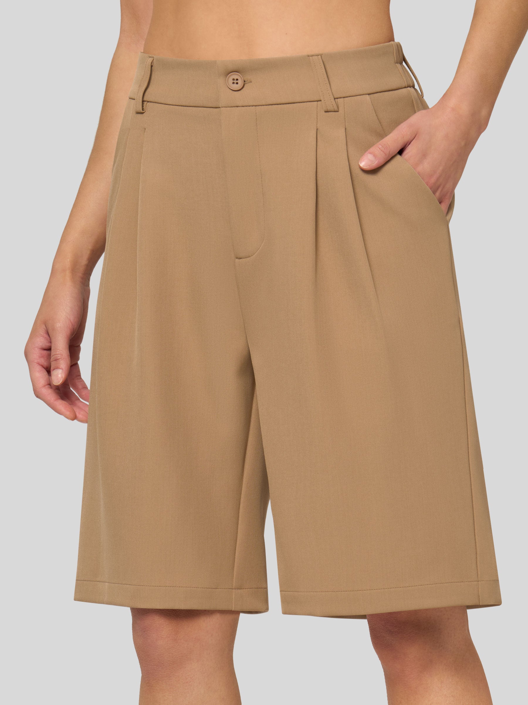 Women's Pleated Work Shorts