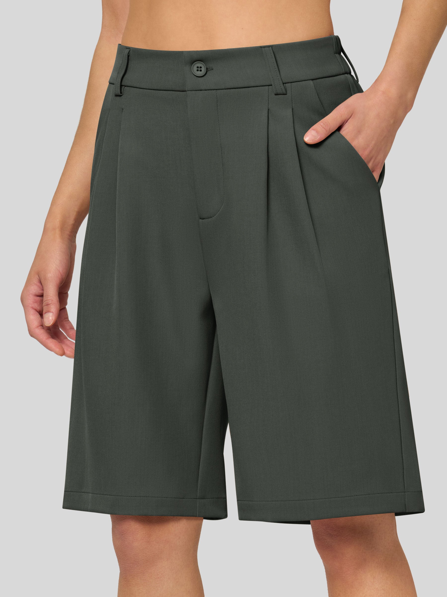 Women's Pleated Work Shorts