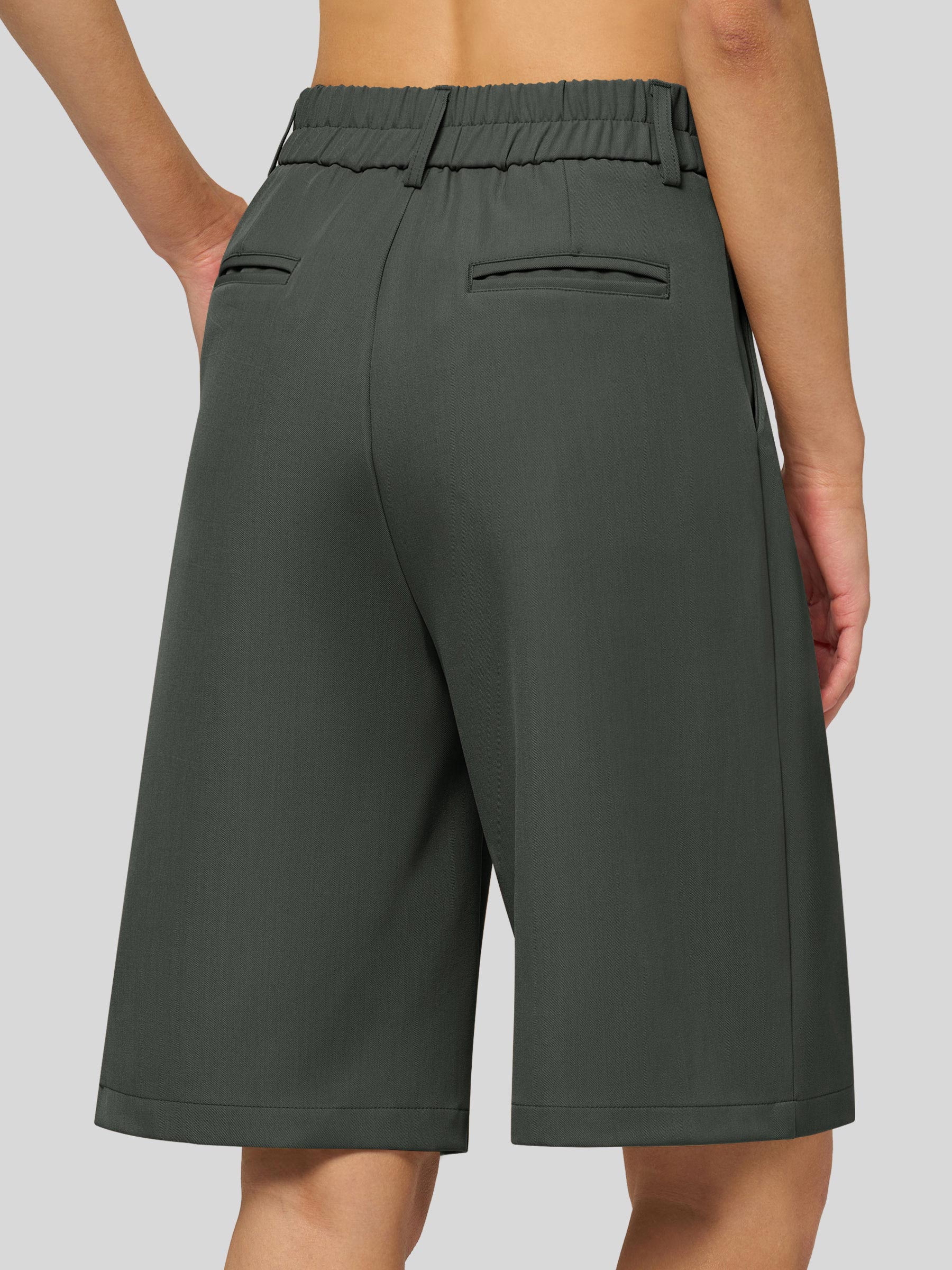 Women's Pleated Work Shorts