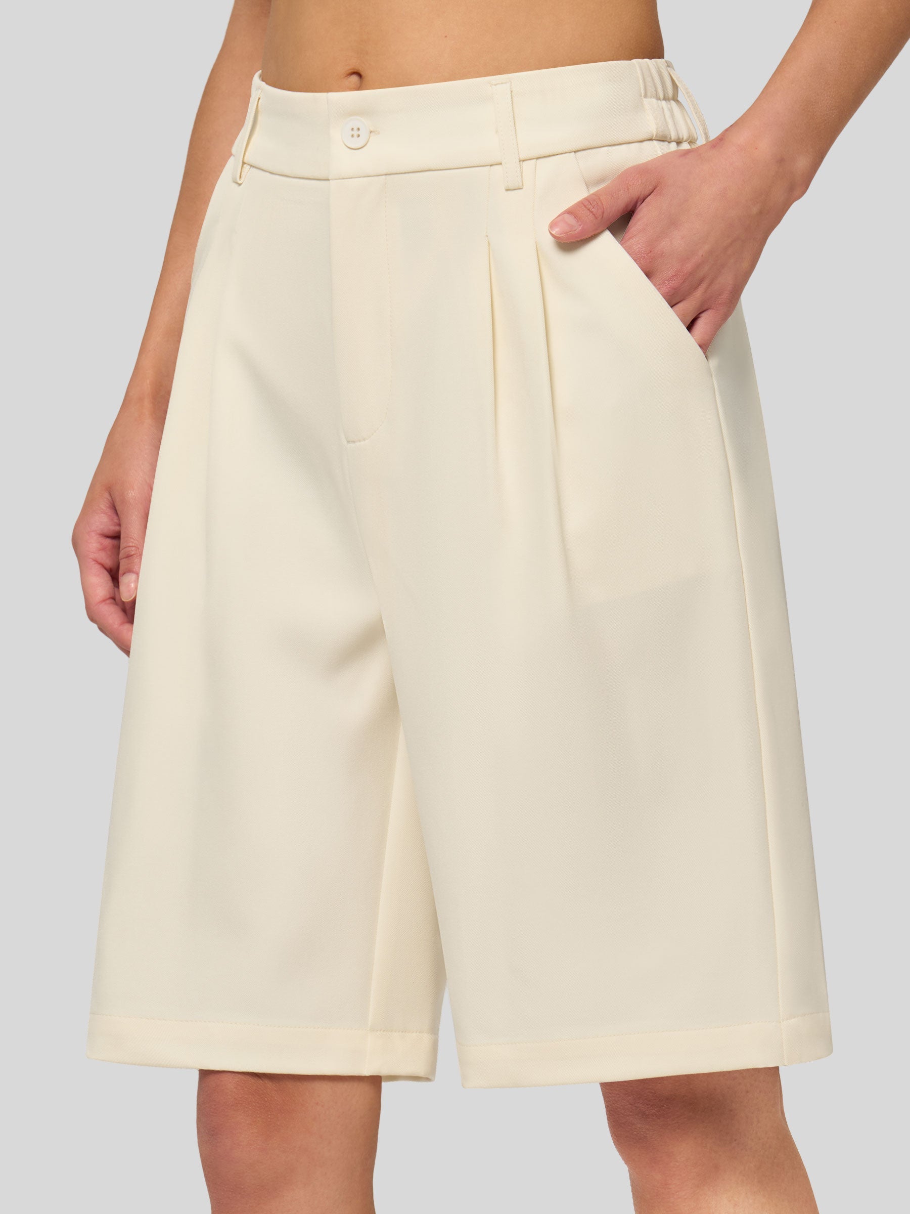 Women's Pleated Work Shorts