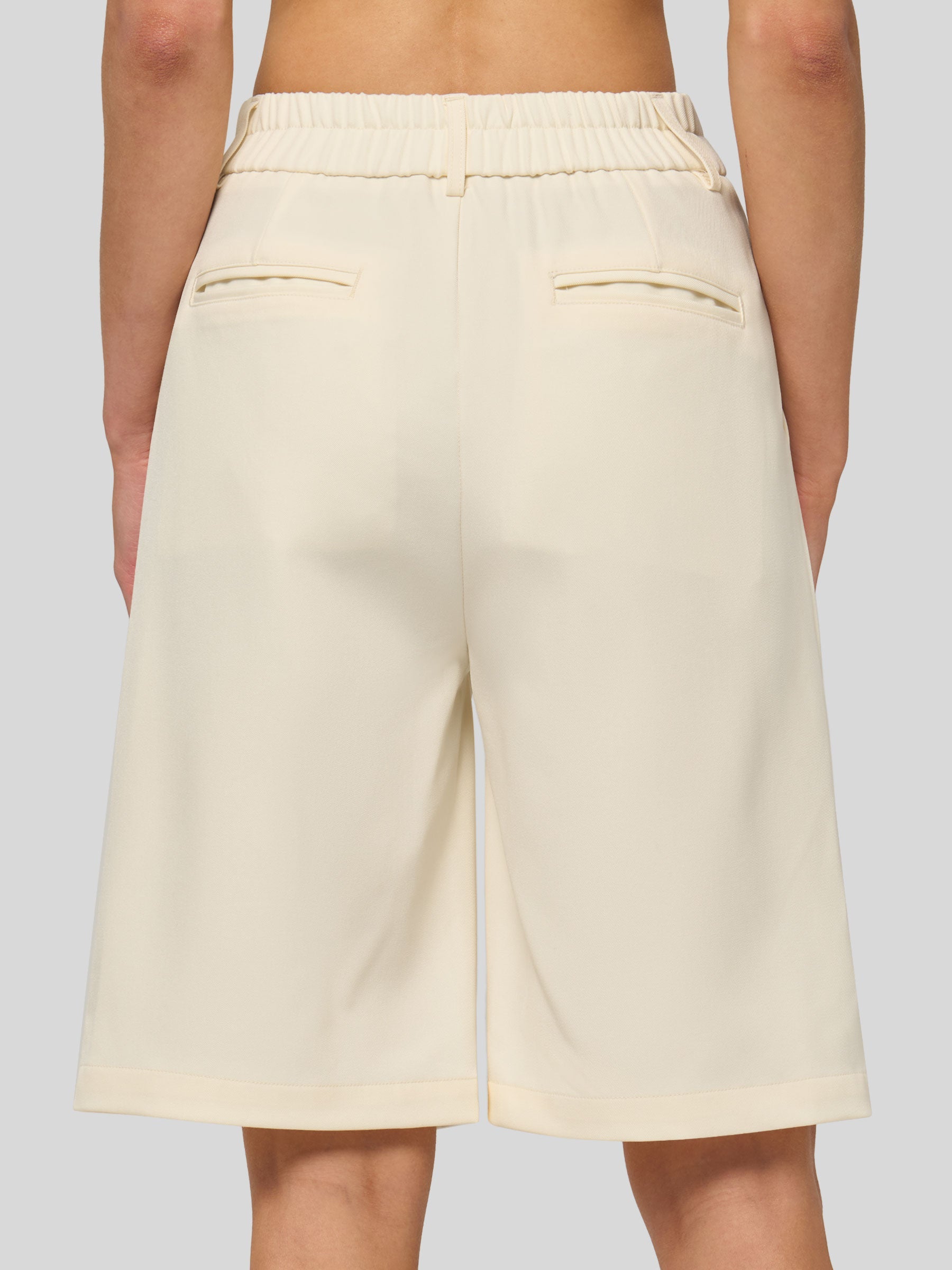 Women's Pleated Work Shorts