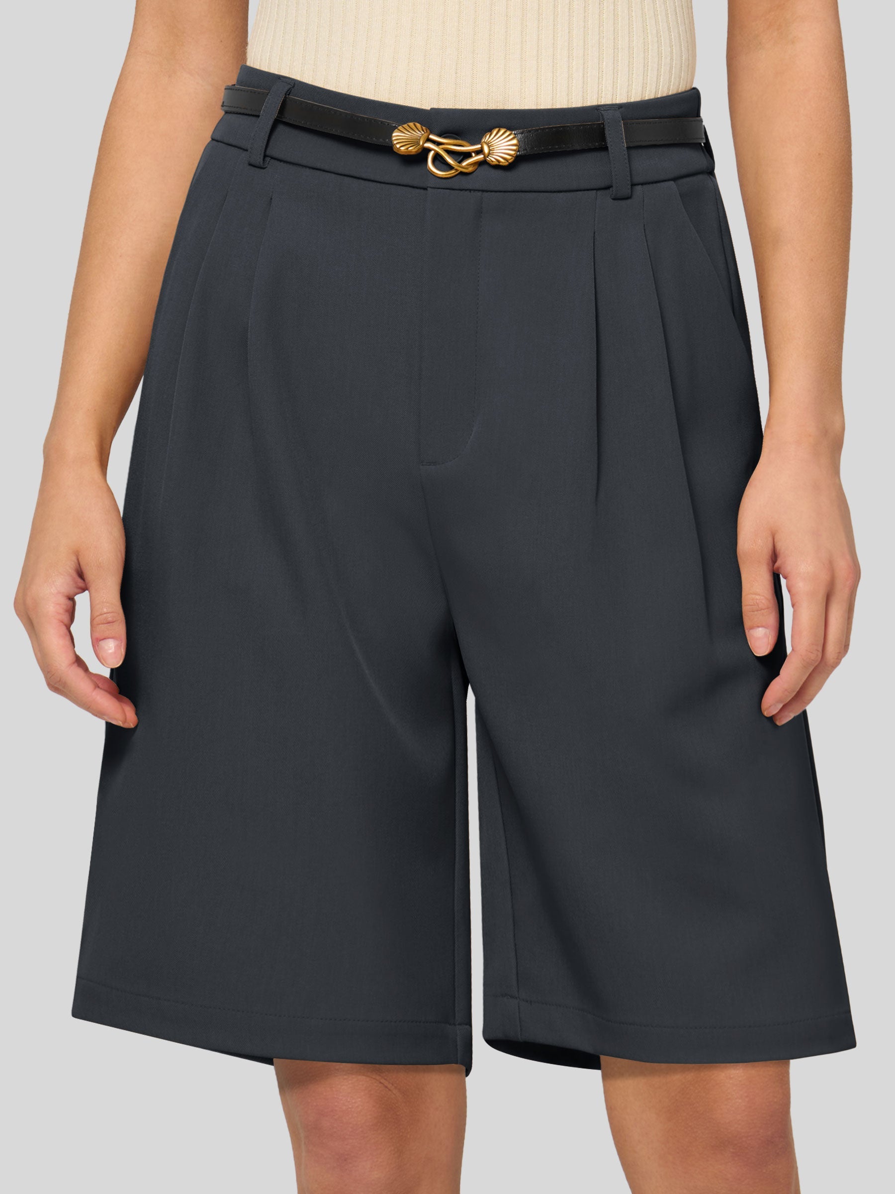 Women's Pleated Work Shorts