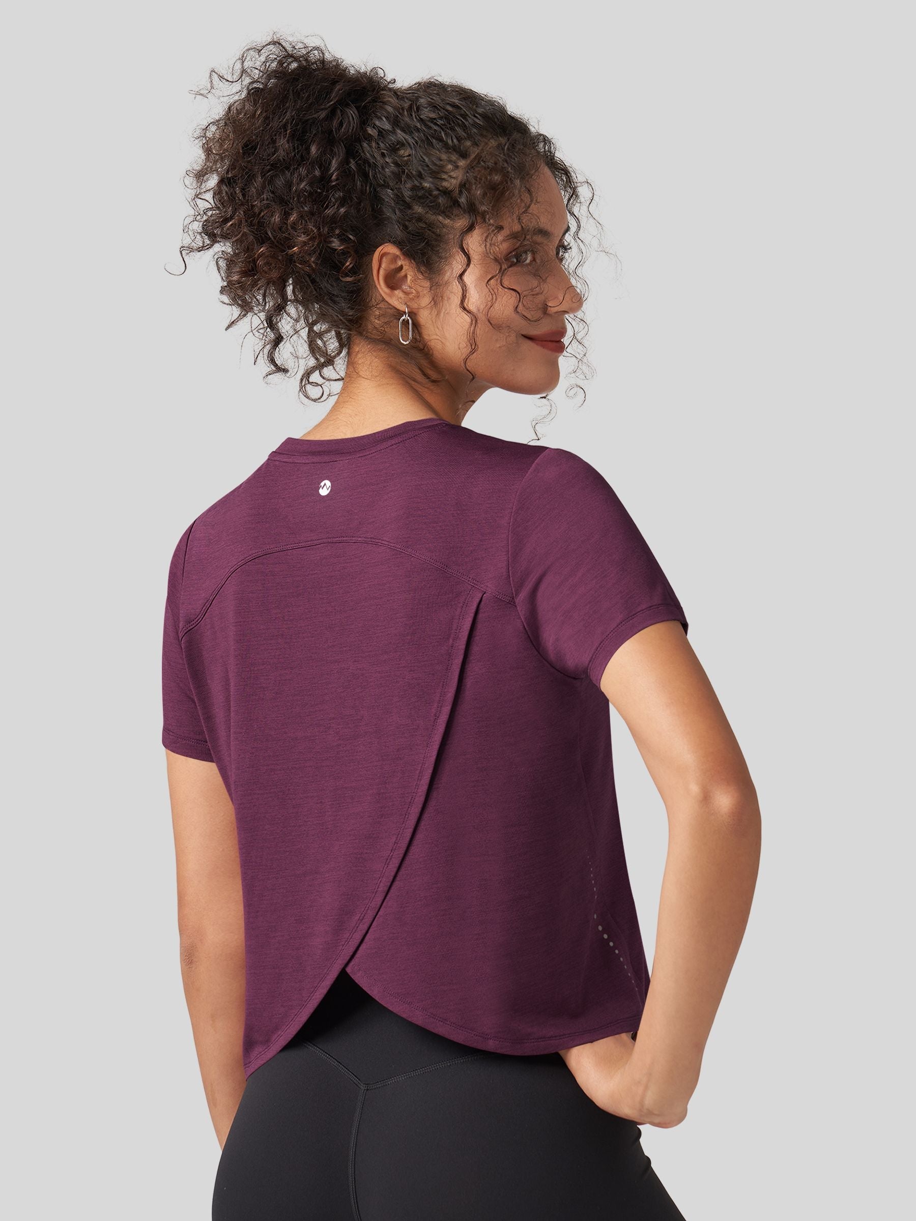 Women's Workout Tops Athletic Shirts