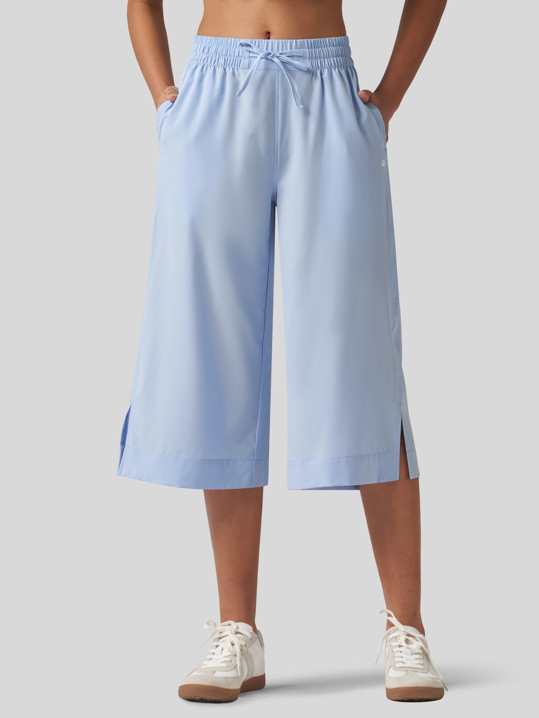 Women's Woven Wide Leg Capris