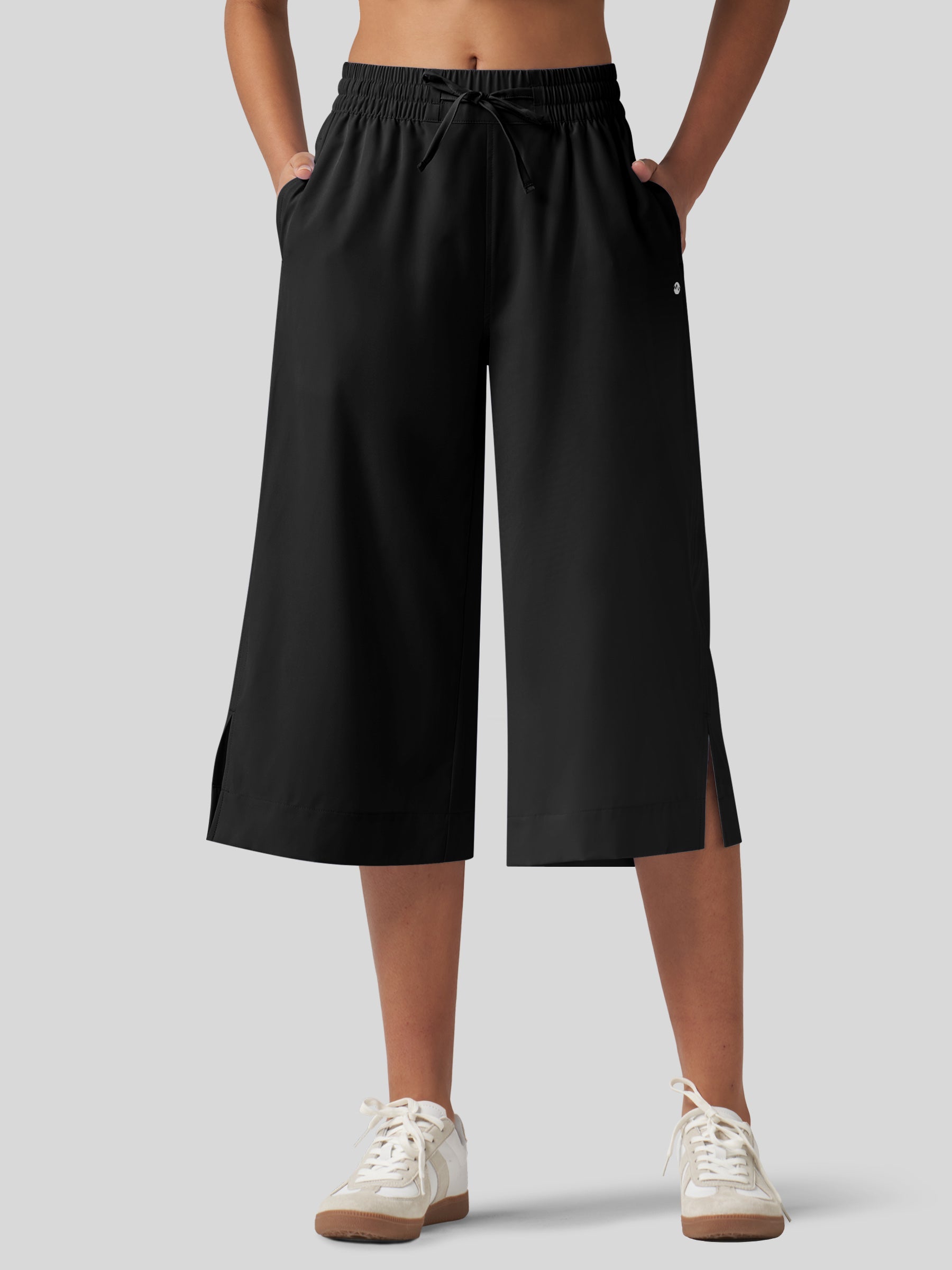 Women's Woven Wide Leg Capris