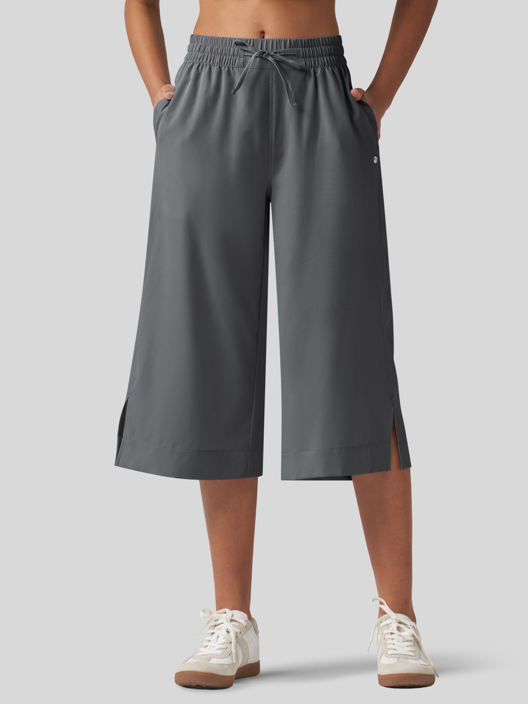 Women's Woven Wide Leg Capris
