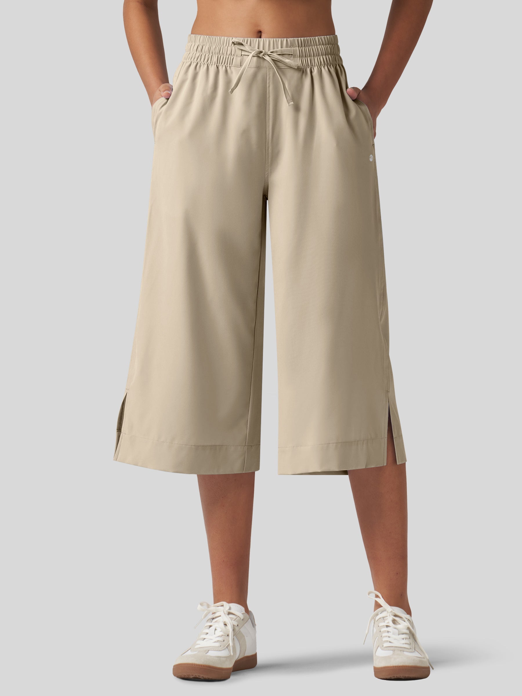 Women's Woven Wide Leg Capris