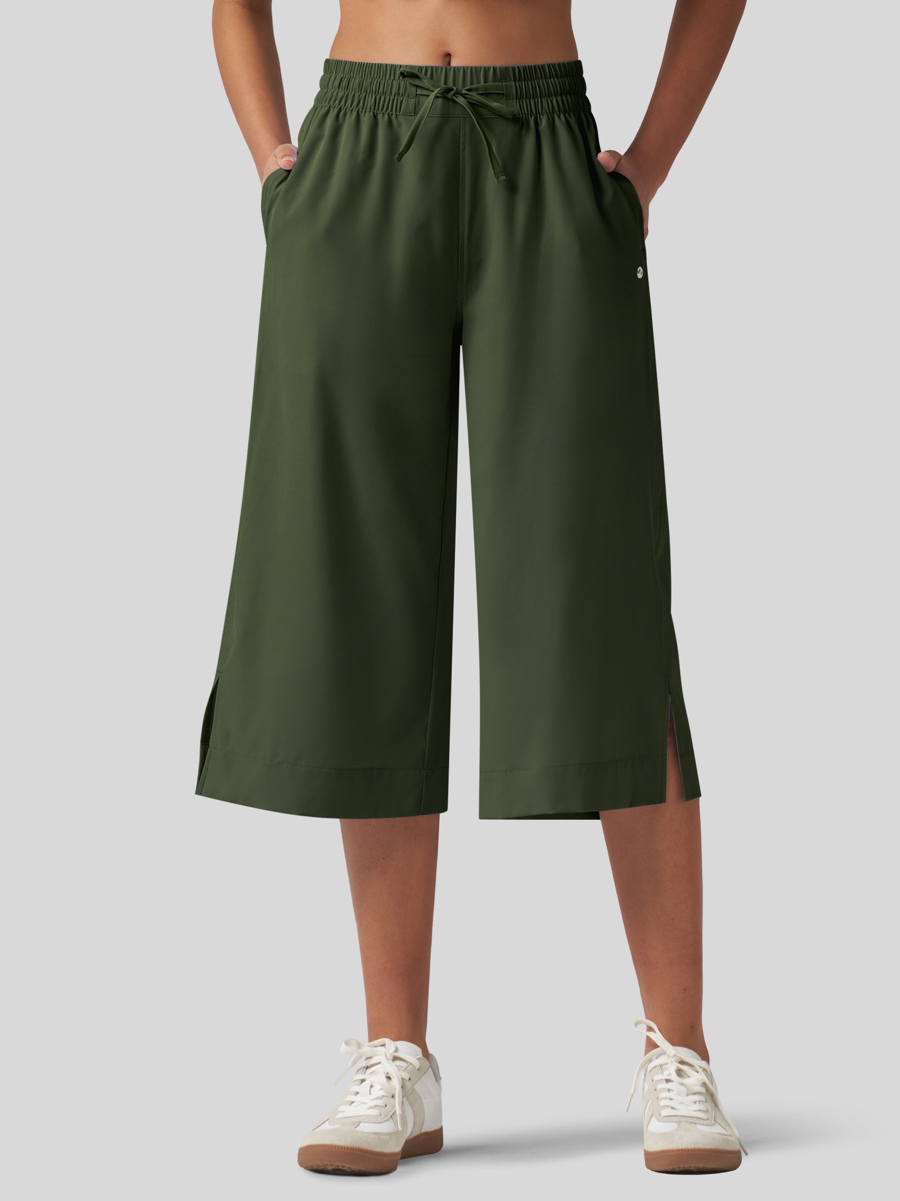 Women's Woven Wide Leg Capris