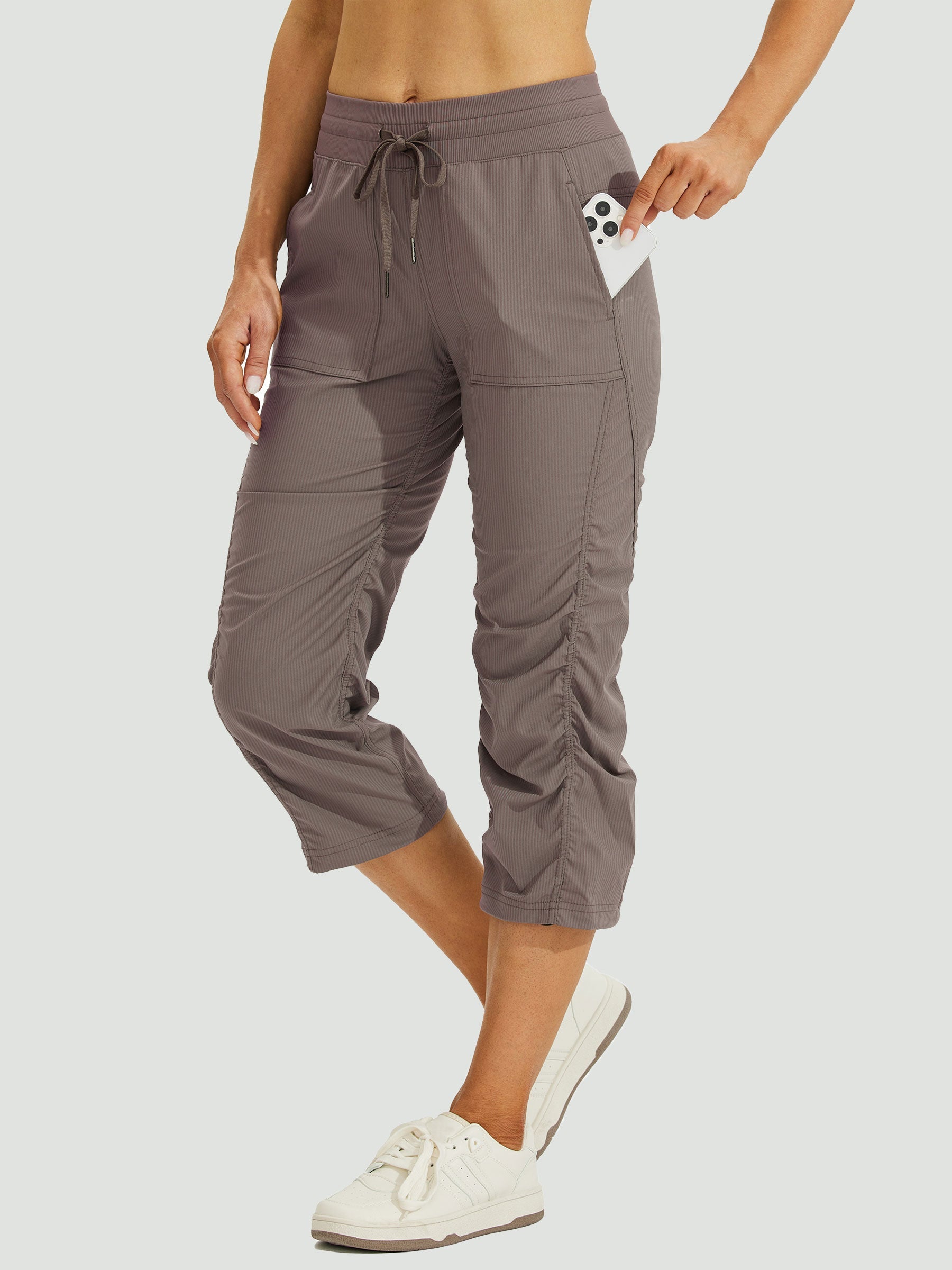 Women's Lightweight Woven Capris